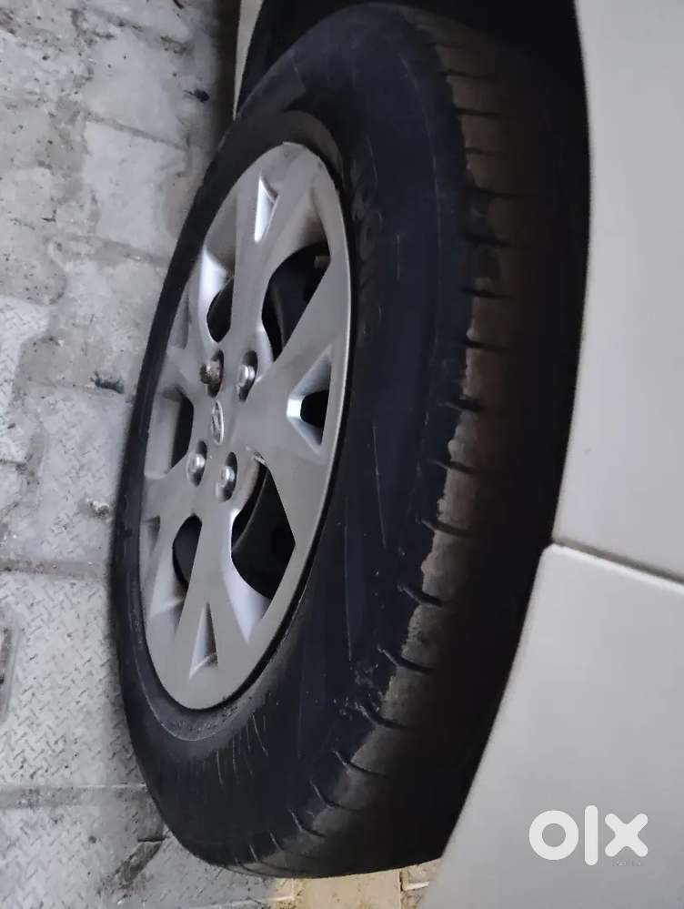 Hyundai Grand I10 2015 Diesel 81000 Km Driven