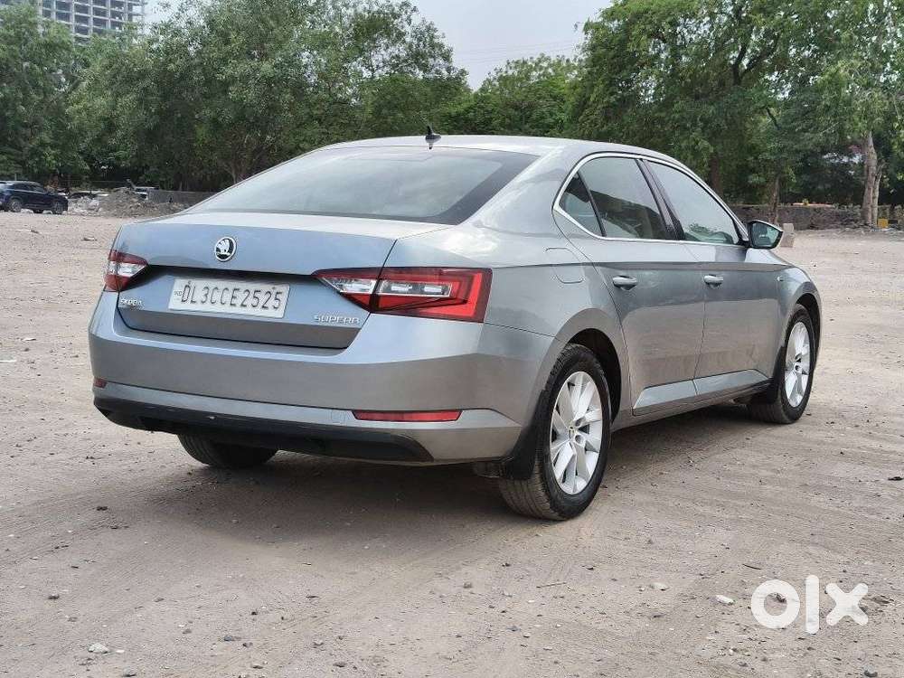 Skoda Superb Lk 1.8 Tsi At, 2016, Petrol