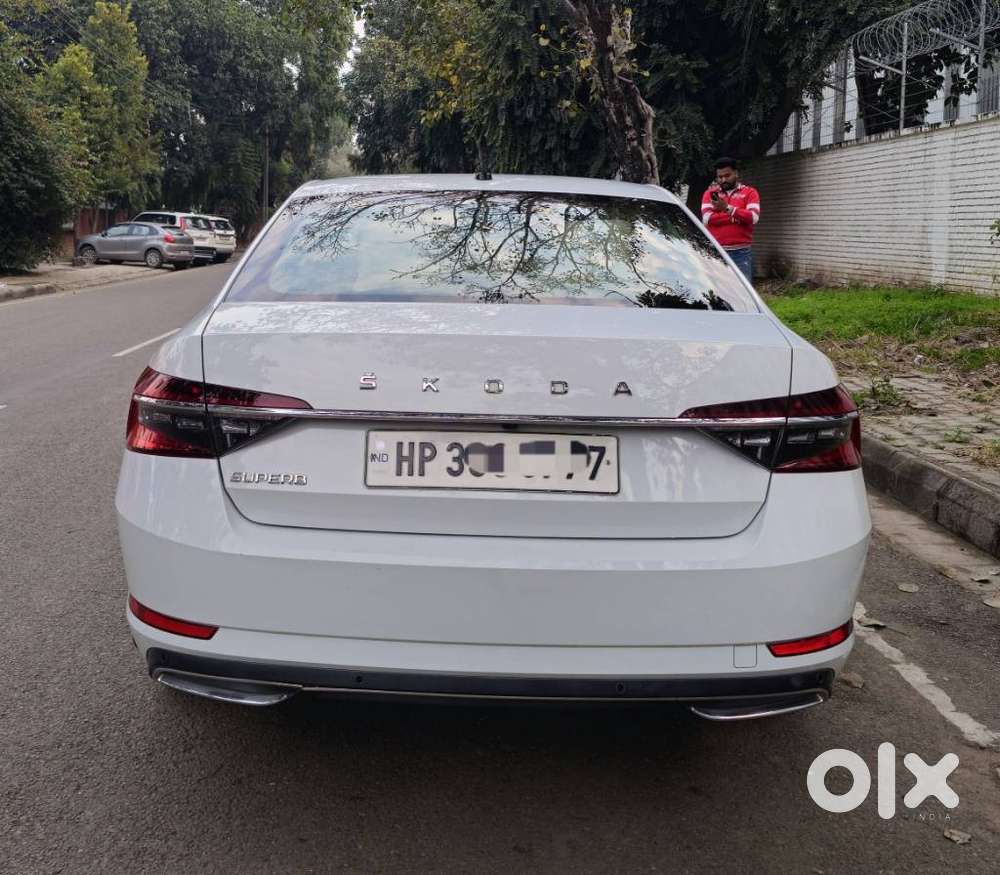 Skoda Superb 2.0 L&k Tsi At, 2020, Petrol