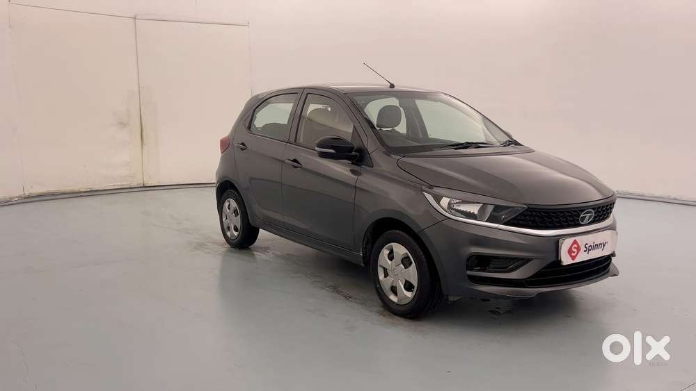 Tata Tiago 1.05 Revotorq Xt Option, 2023, Petrol