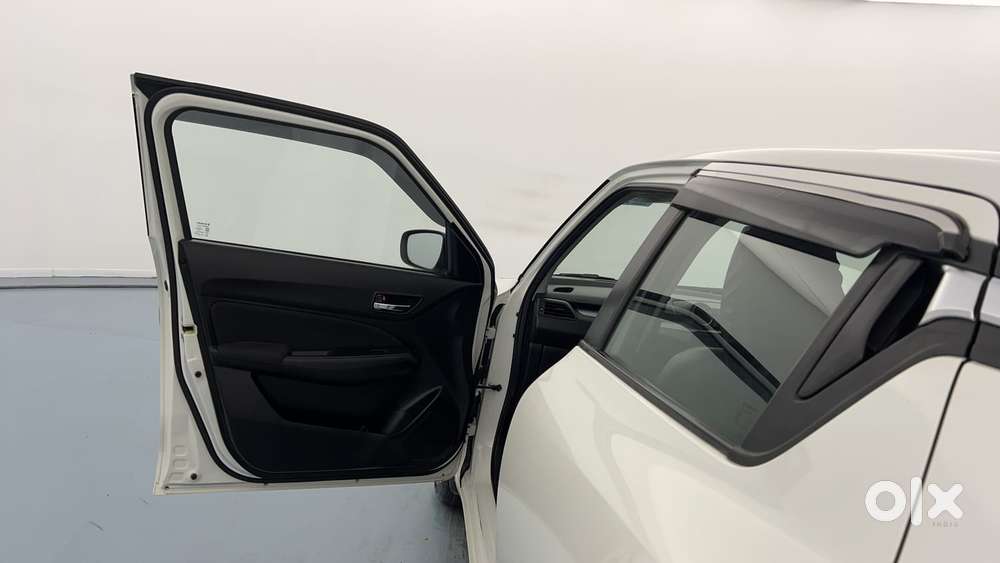 Maruti Suzuki Swift Vvt Vxi, 2023, Petrol