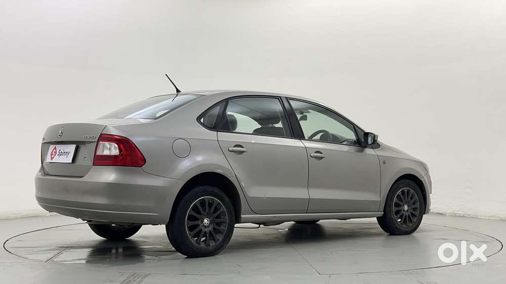 Skoda Rapid 1.5 Tdi Elegance Black Package, 2015, Diesel