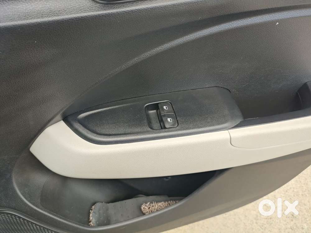 Hyundai Venue E 1.2 Petrol, 2025, Petrol