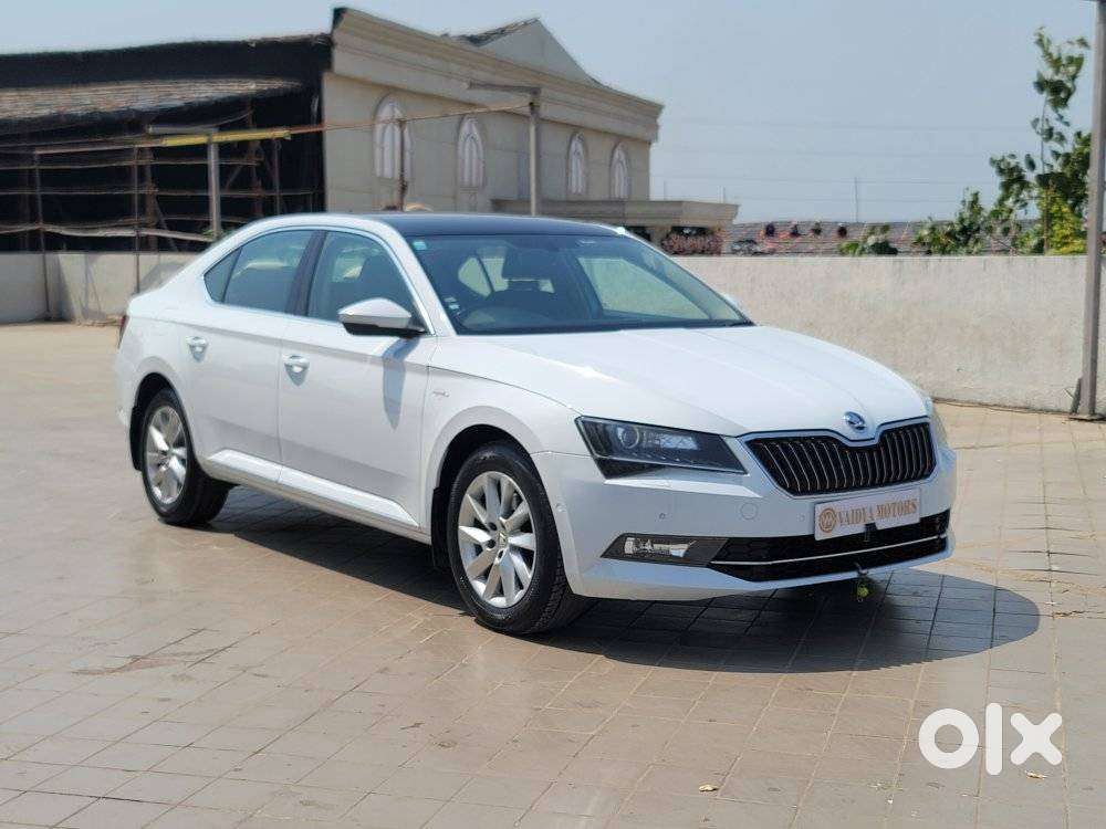 Skoda Superb 2.0 L&k Tsi At, 2019, Petrol
