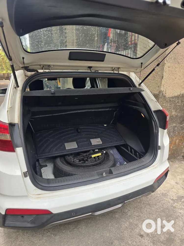 Selling My Hyundai Creta 2017 New Shaper Just 4.25000 Only