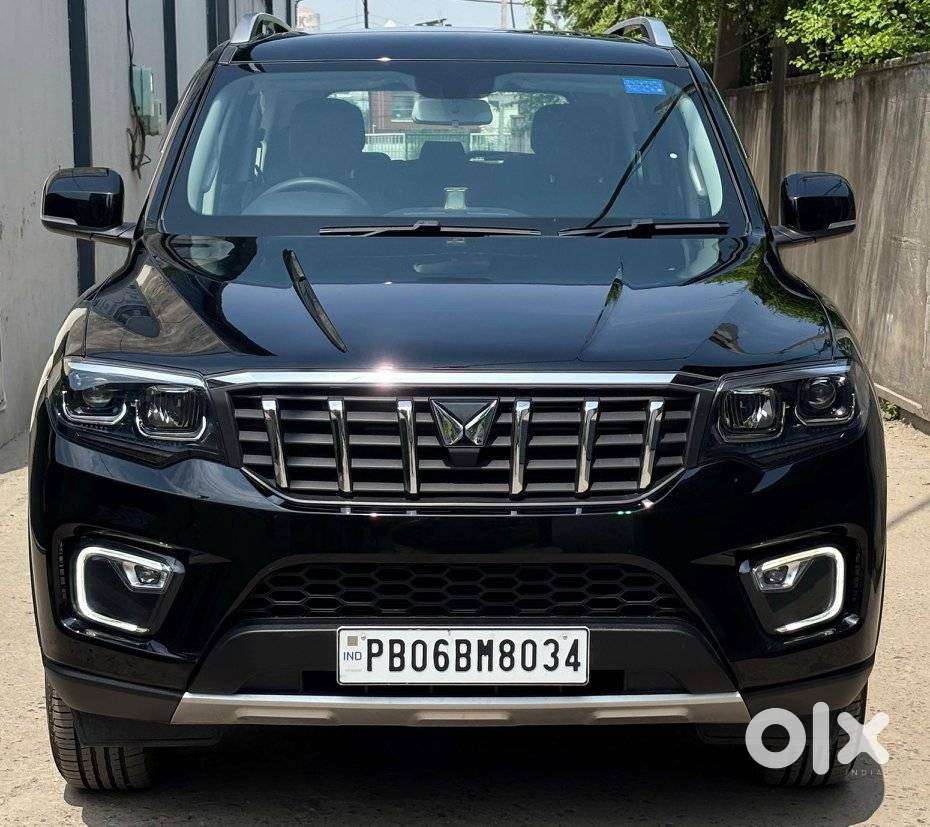 Mahindra Scorpio N, 2025, Petrol