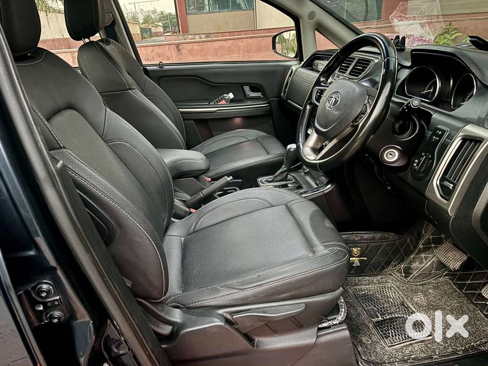 Tata Hexa 2.2 Xta 4x2 7 Str Dual Tone, 2018, Diesel