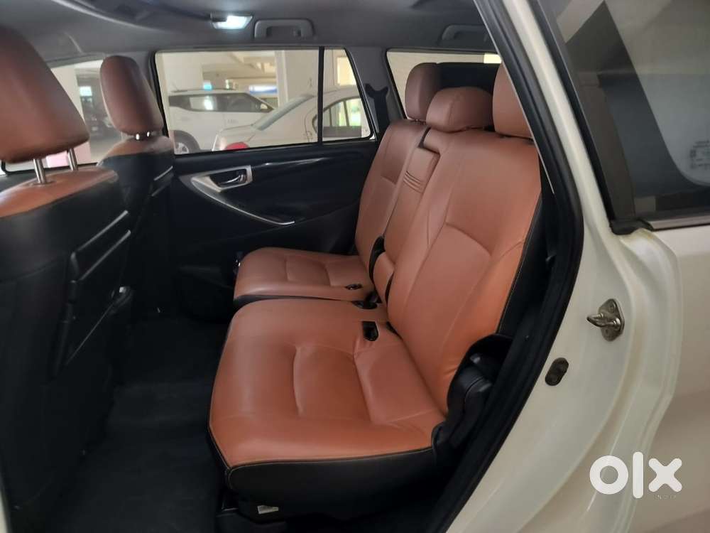 Toyota Innova Crysta 2018 Diesel 250000 Km Driven