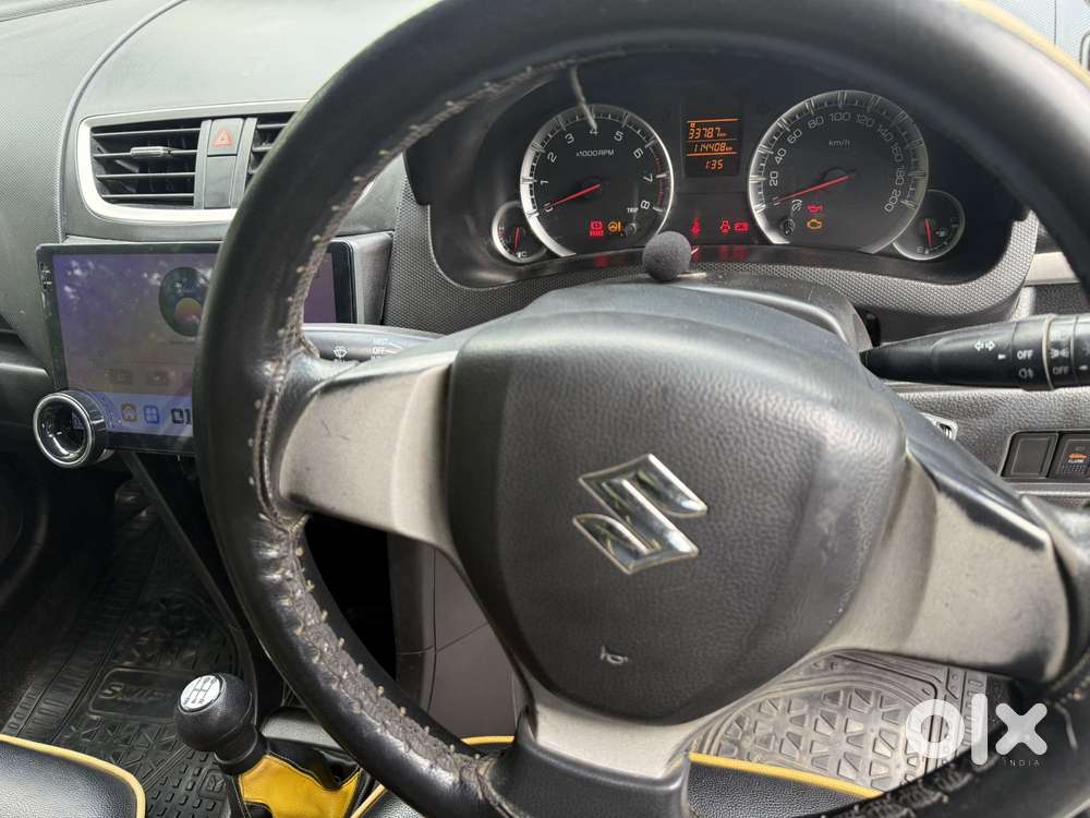 Maruti Suzuki Swift Vxi Optional, 2015, Petrol