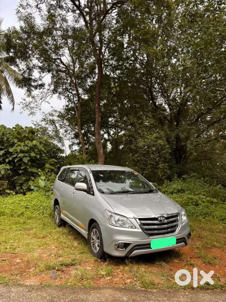 Toyota Innova 2010 Diesel Well Maintained