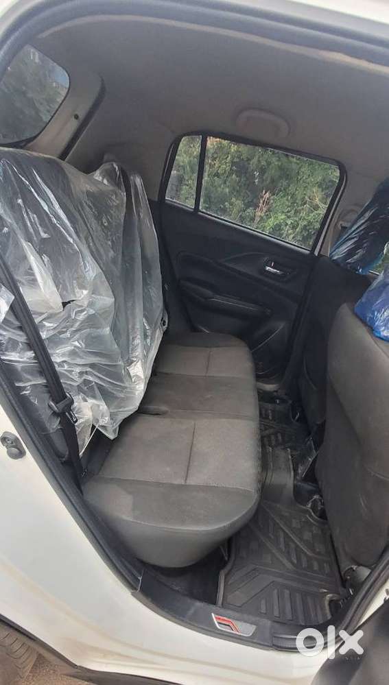 Maruti Suzuki Swift 1.2 Vxi (o), 2024, Petrol