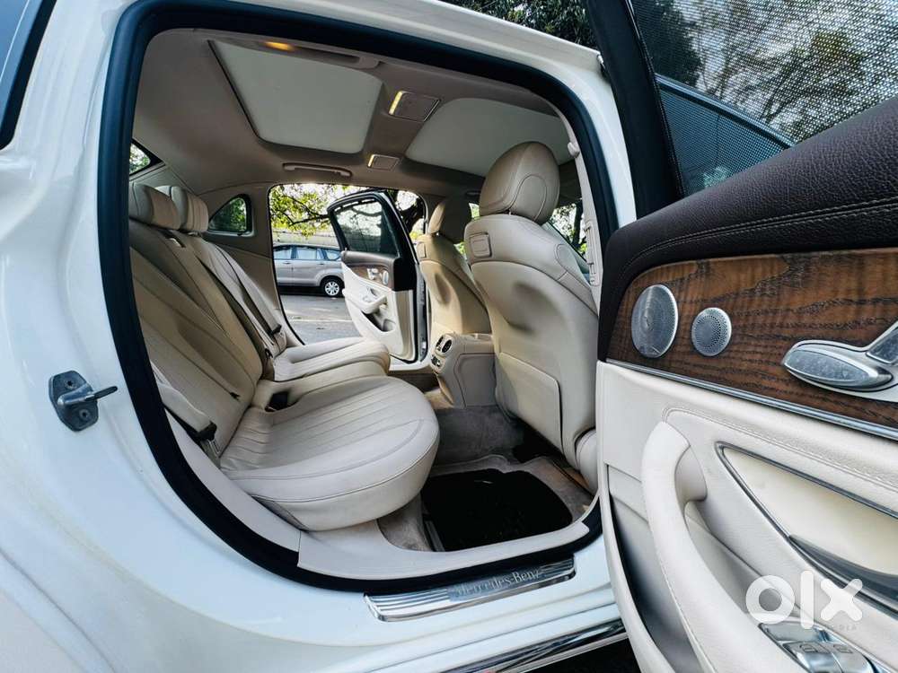 Mercedes-benz E-class Expression E 220 D, 2023, Diesel