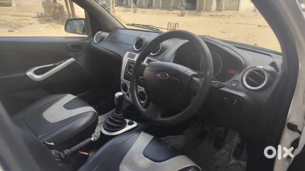 Ford Figo Diesel 1.4 For Sell. 2010 Model. White Colour.