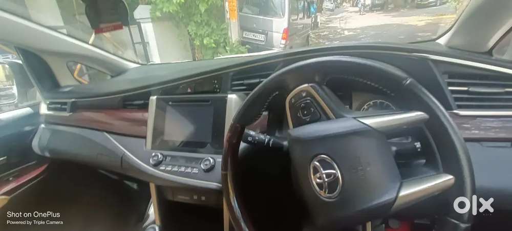 Toyota Innova Crysta V 8 Seater 2017 Diesel