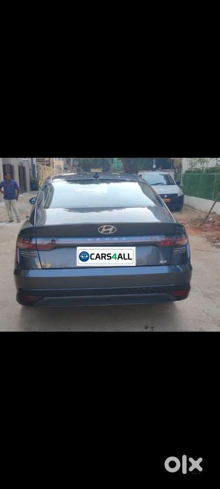 Hyundai Verna 1.6 Sx (o) Vtvt, 2023, Petrol