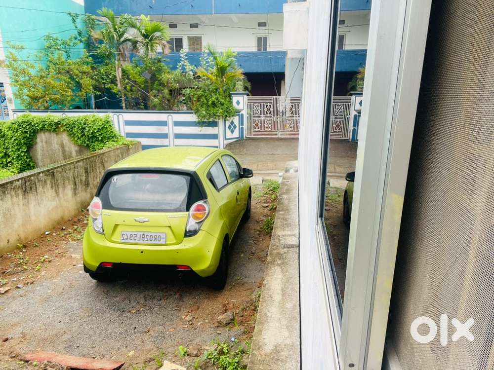 Chevrolet Beat Petrol 2011