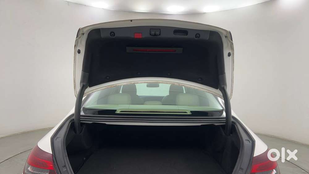Mercedes-benz E-class Exclusive E 200, 2022, Petrol