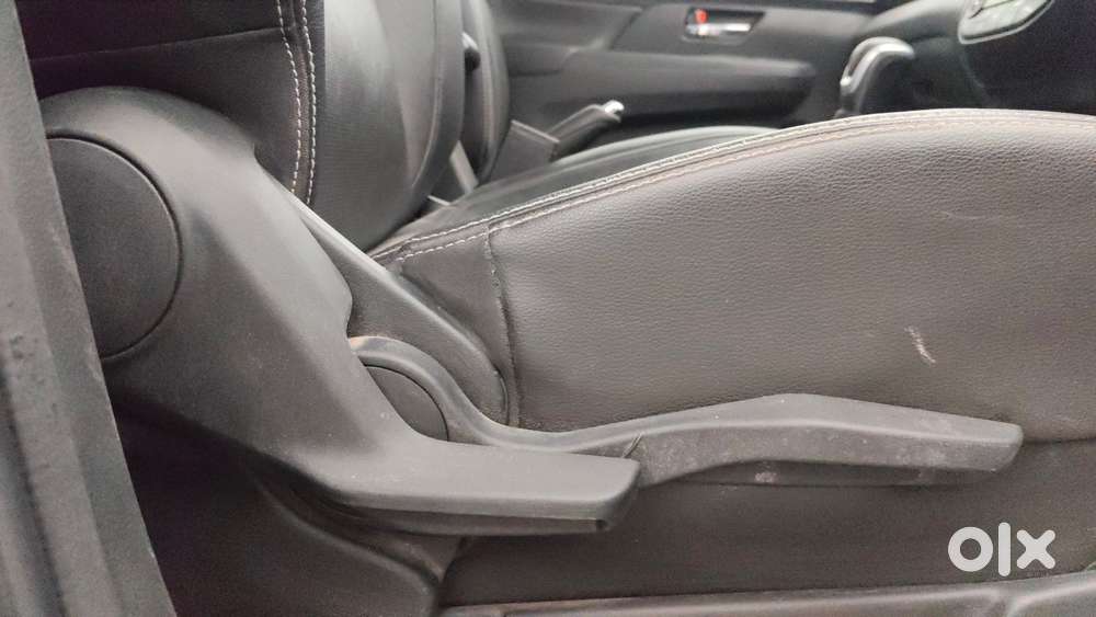 Maruti Suzuki Xl6 Alpha At, 2022, Petrol