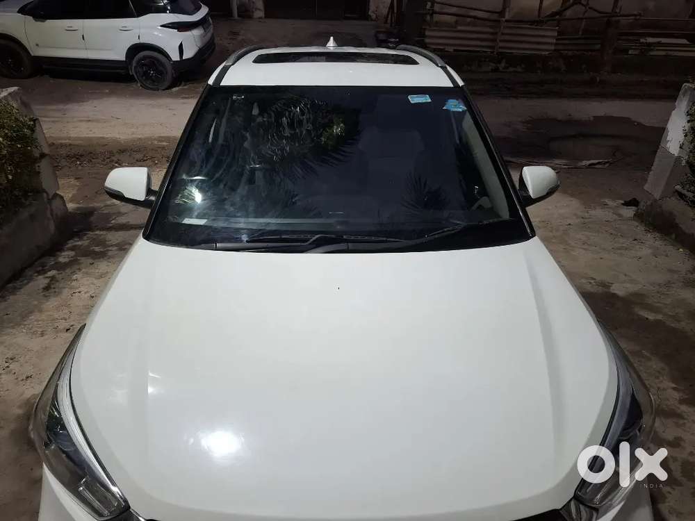 Hyundai Creta Auto Sunroof