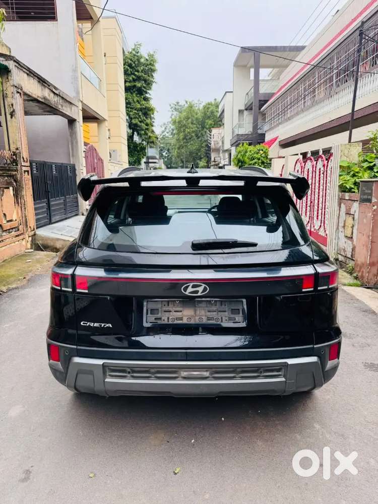 8 Month Old Mint Condition Black Hyundai Creta Diesel At 2025