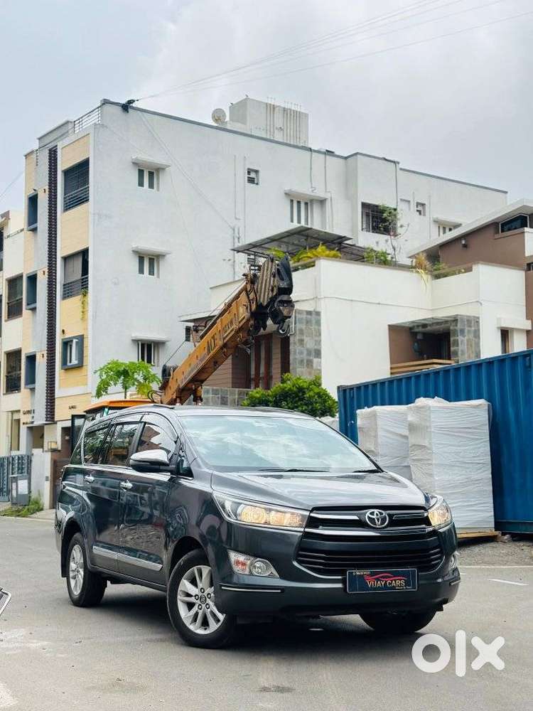 Toyota Innova Crysta 2.4 G Mt, 2017, Diesel