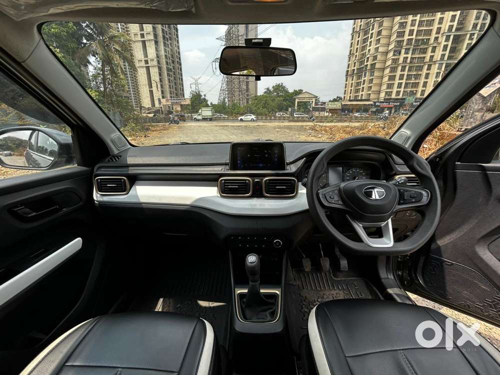 Tata Punch, 2022, Petrol