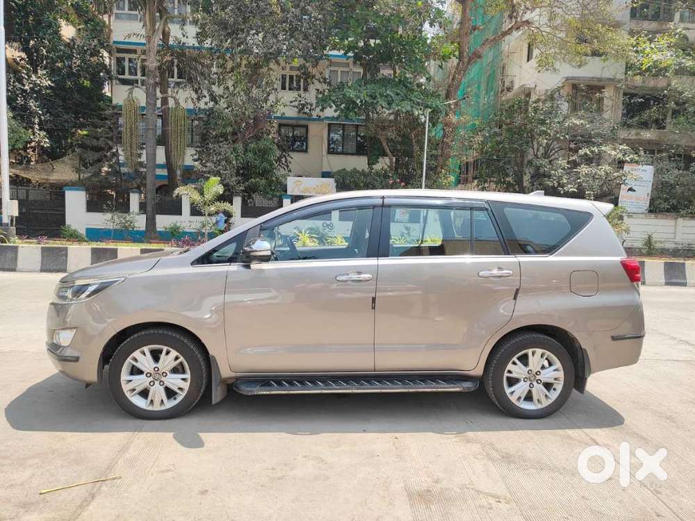 Toyota Innova Crysta 2.8z Automatic, 2016, Diesel