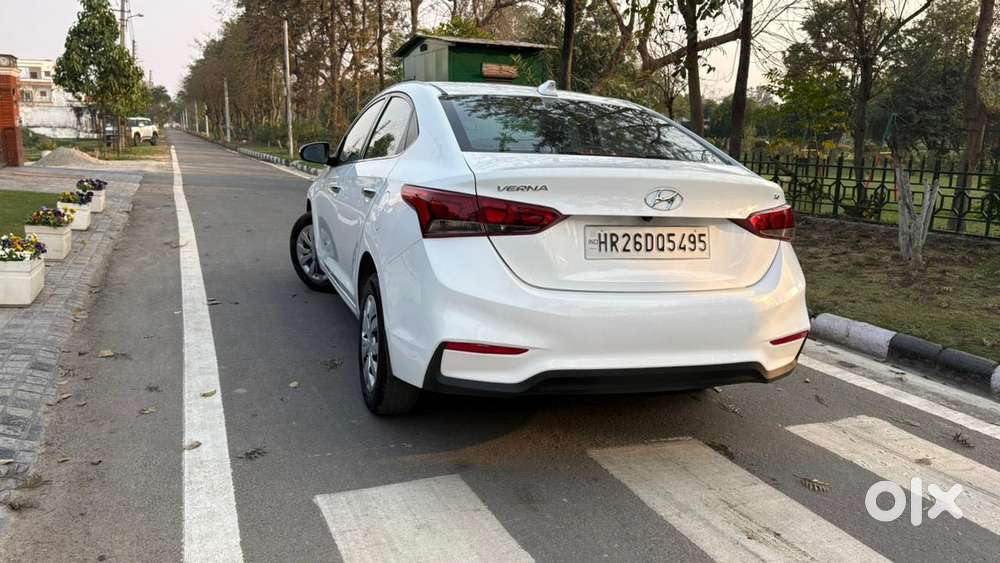 Hyundai Fluidic Verna