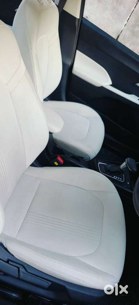 Hyundai Verna 1.5 Sx Ivt, 2025, Petrol