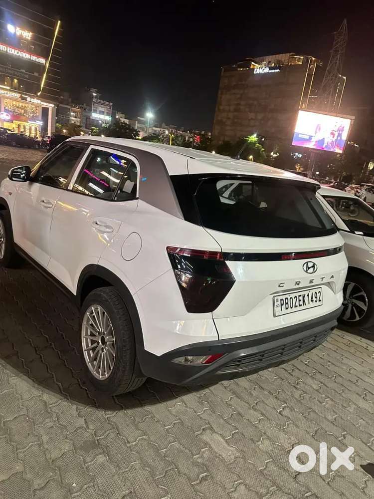 White Creta