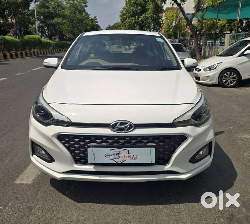 Hyundai Elite I20 1.2 Asta (o) Cvt, 2019, Petrol