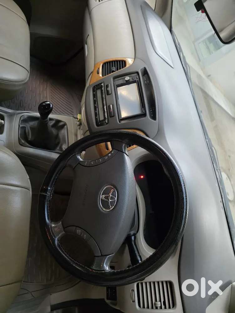 Toyota Innova 2012 Diesel Well Maintained