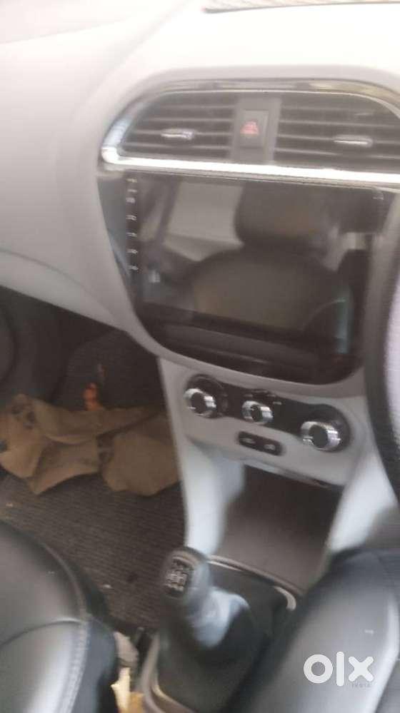 Tata Tigor Xe, 2021, Petrol