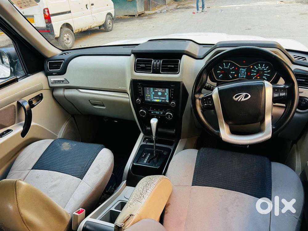 Mahindra Scorpio S10, 2015, Diesel