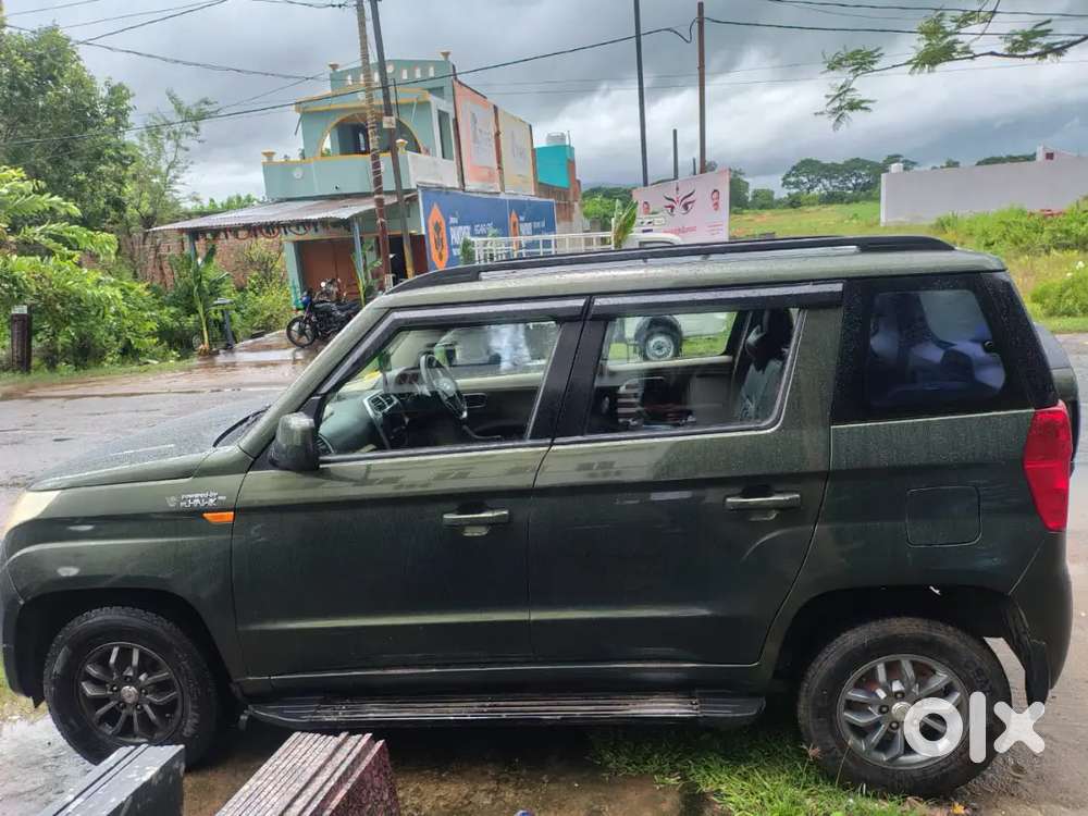 Mahindra Tuv 300 (2018)