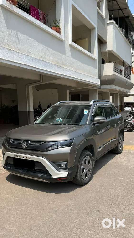 Maruti Suzuki Brezza 2023 Cng & Hybrids 32000 Km Driven Mh14