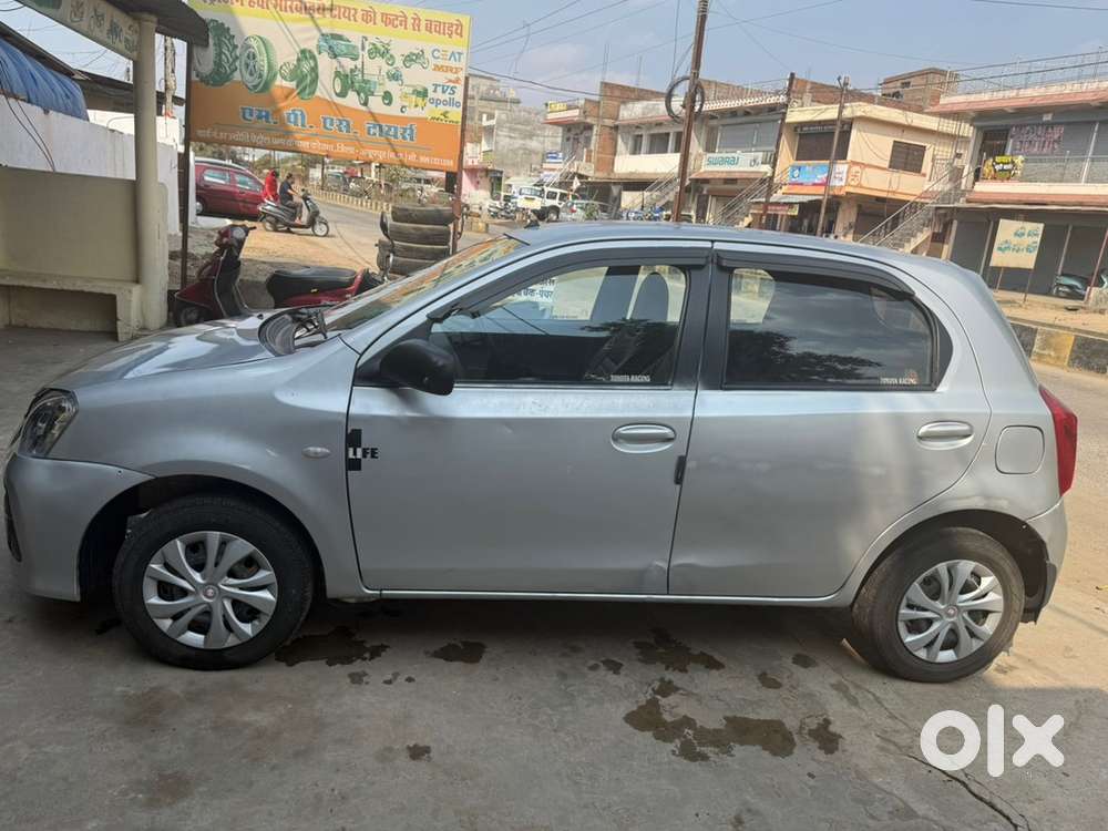 Toyota Etios Liva 2012