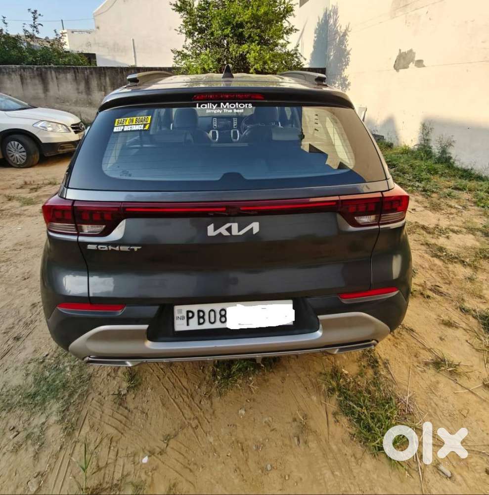 Kia Sonet 2021 Diesel Well Maintained