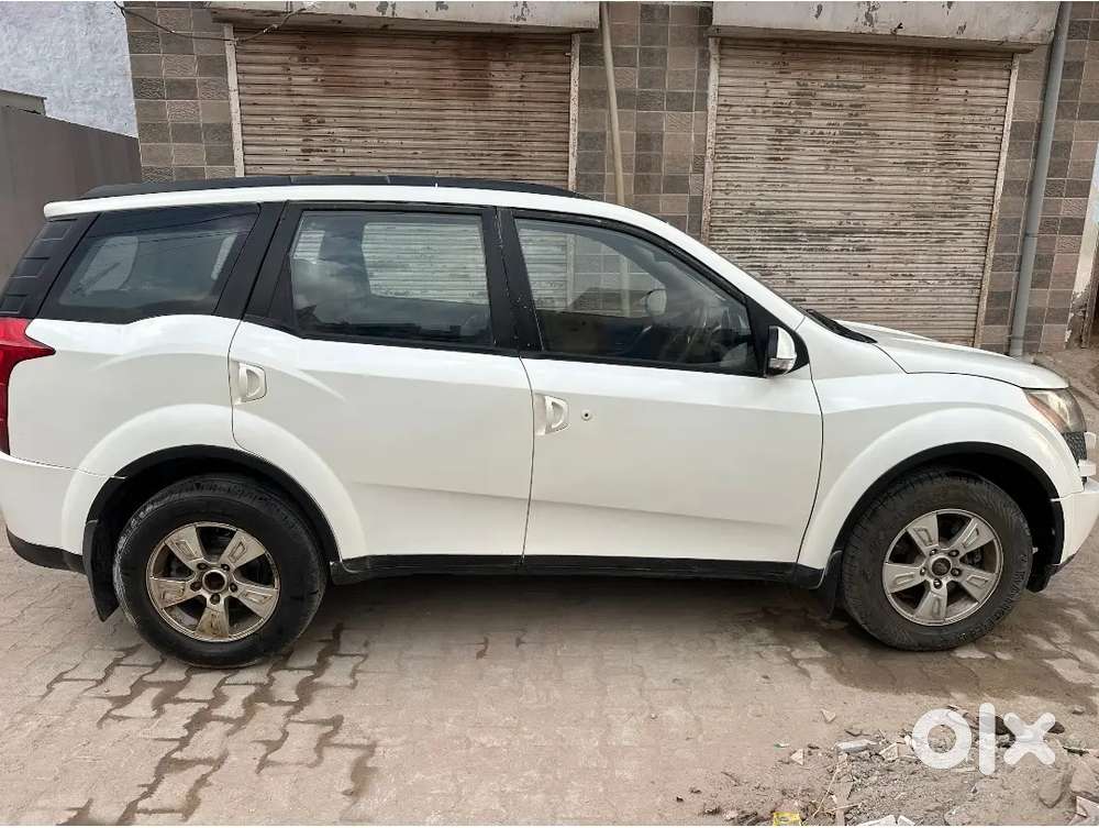 Mahindra Xuv500 W8 2012