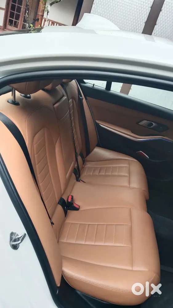 Bmw 3 Series 2022 Luxury Line -  Co Maintained In Excellent Condition