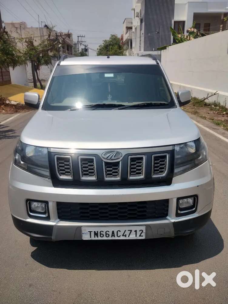 Mahindra Tuv T10