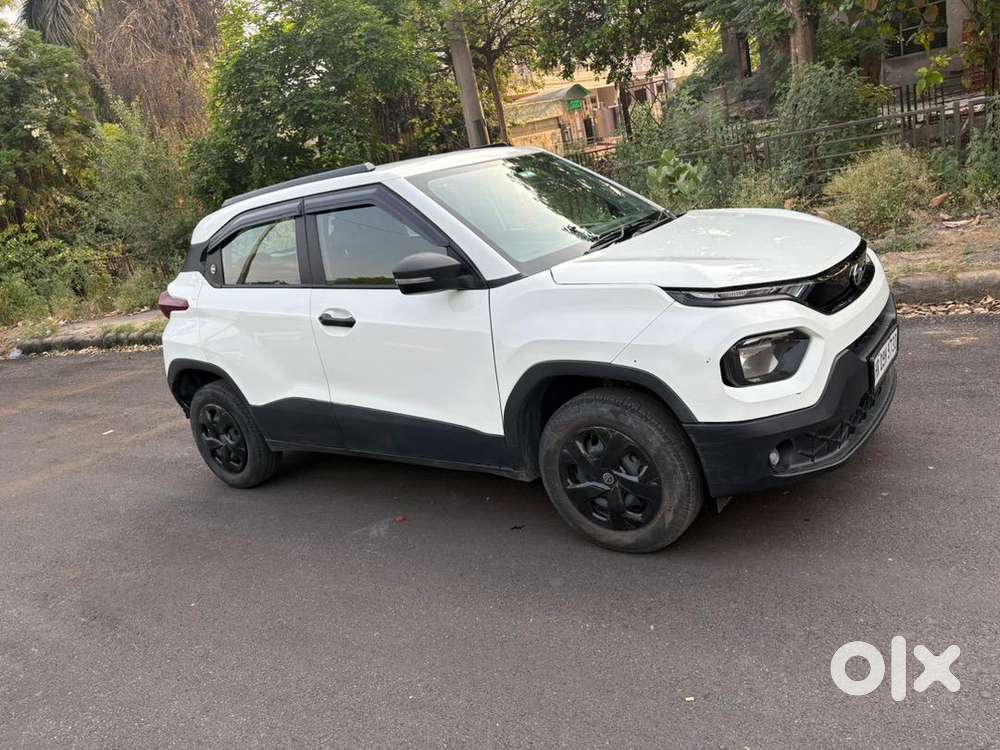 Tata Punch 2023 Petrol 30000 Km Driven
