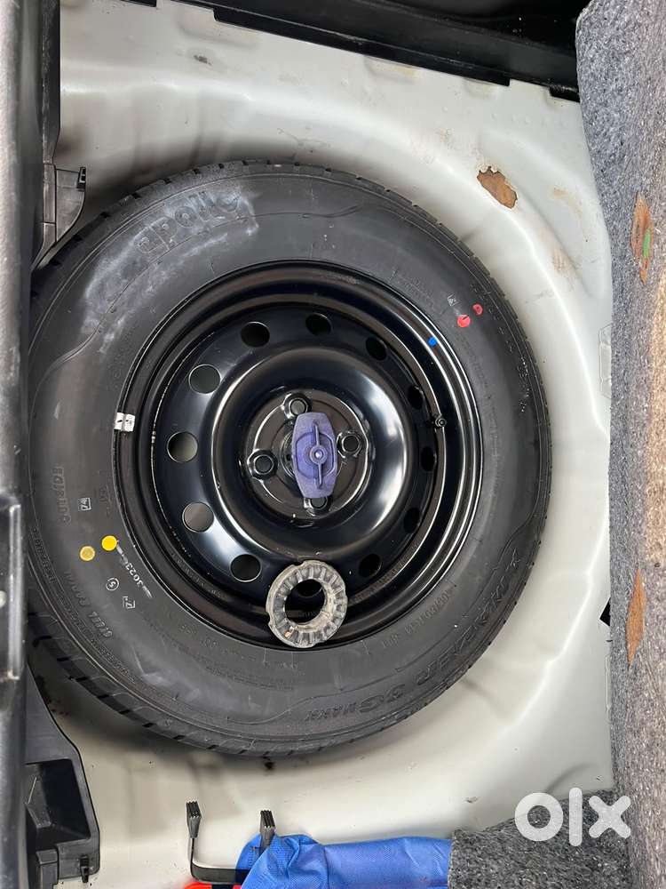 Maruti Suzuki Swift Vxi Ags, 2023, Petrol
