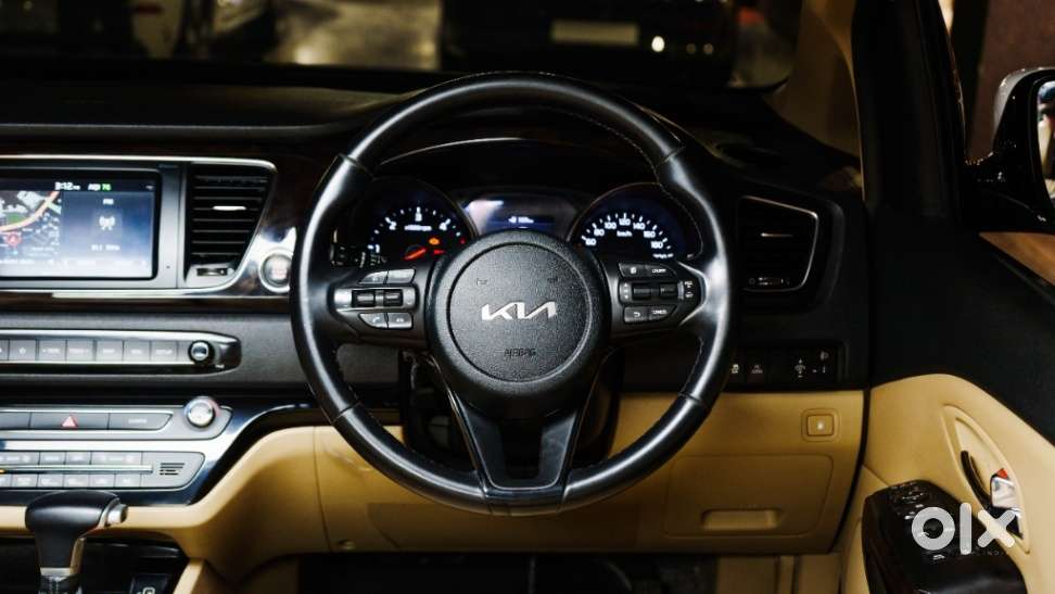 Kia Carnival Limousine Plus 7 Str, 2023, Diesel