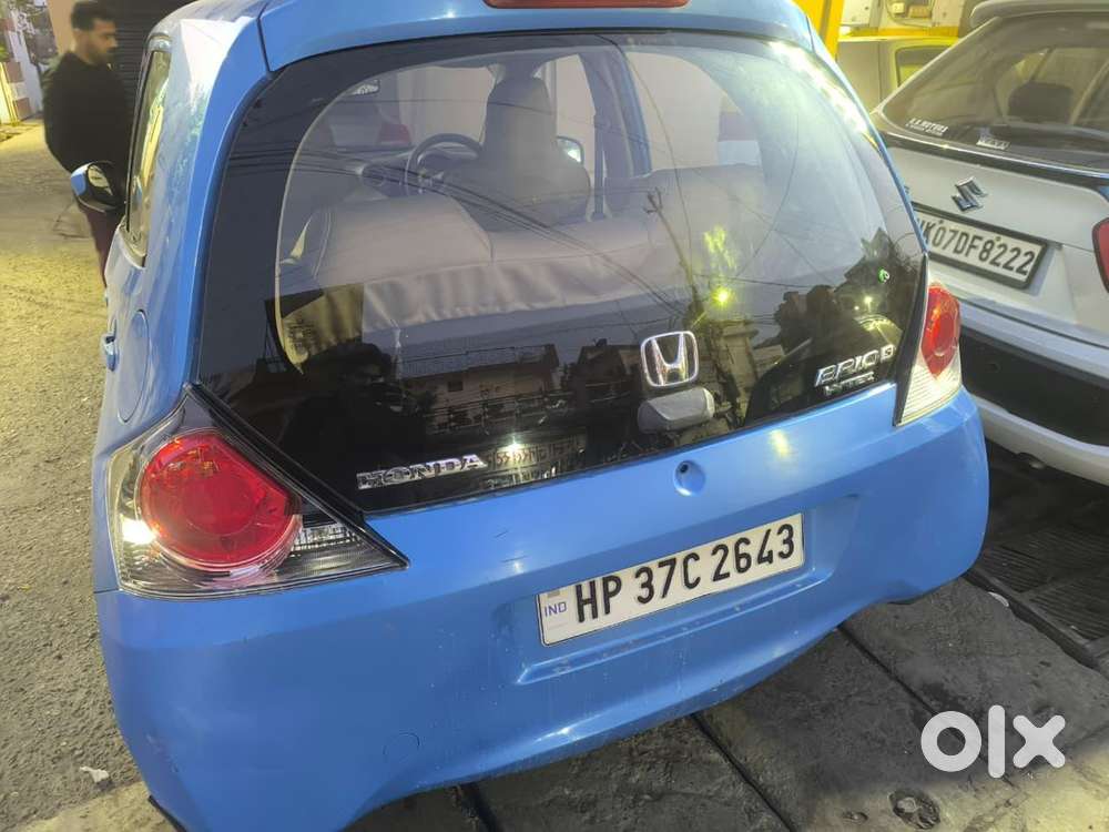 Honda Brio 2012 Petrol Well Maintained(serviced And New Battery)
