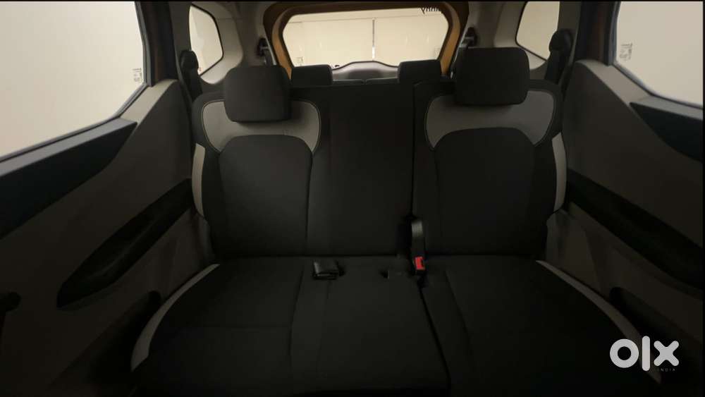 Renault Triber Rxl, 2021, Petrol