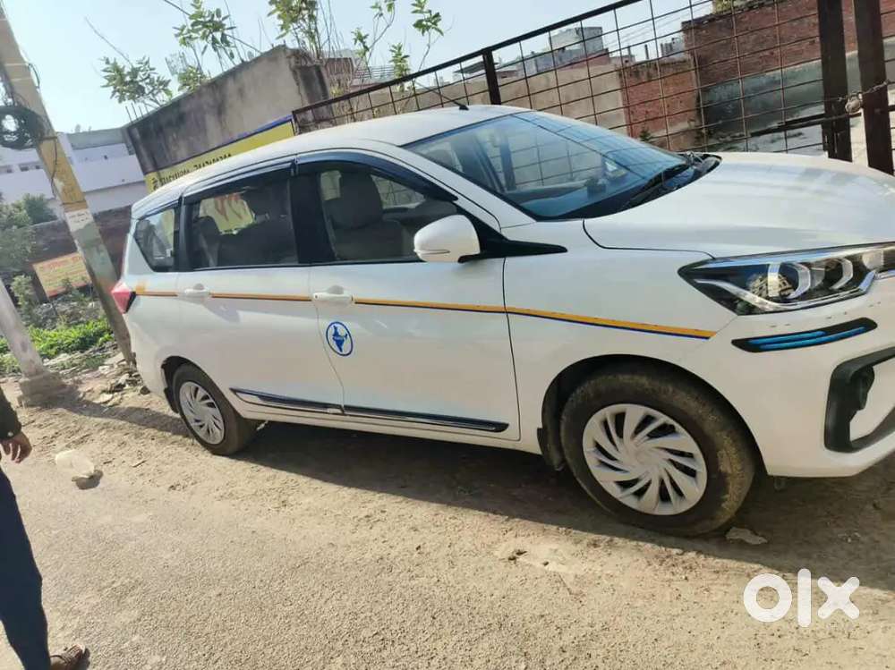 Maruti Suzuki Ertiga 2025 Cng & Hybrids Well Maintained