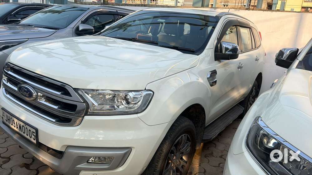 Ford Endeavour 3.2 Titanium At 4x4, 2016, Diesel