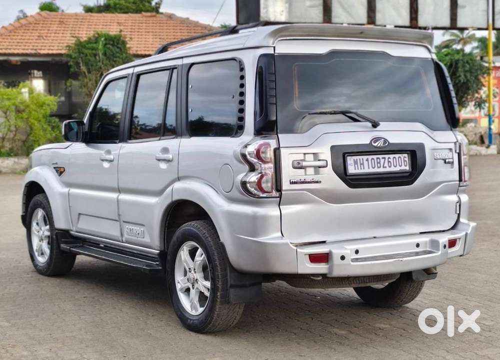 Mahindra Scorpio S10, 2016, Diesel