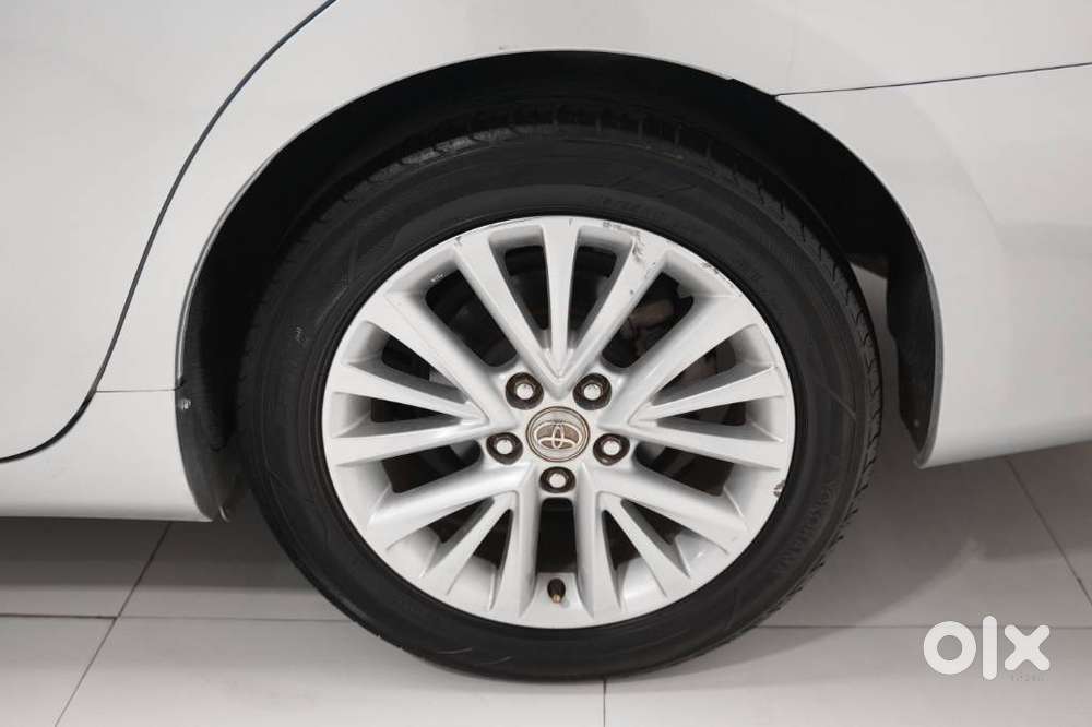 Toyota Camry 2.5 Hybrid, 2016, Petrol